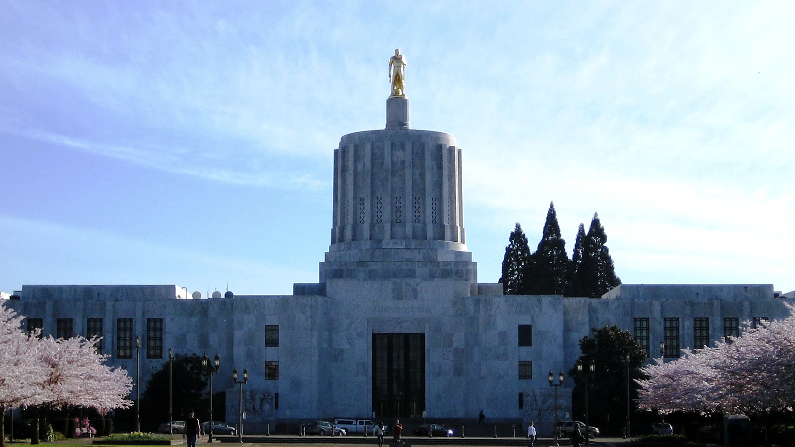 Video Production Ads & Content in Salem Oregon Oregon State Capitol building in Salem, Oregon